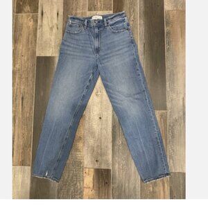 ABERCROMBIE & FITCH THE MOM HIGH RISE JEAN 27/4 L EUC